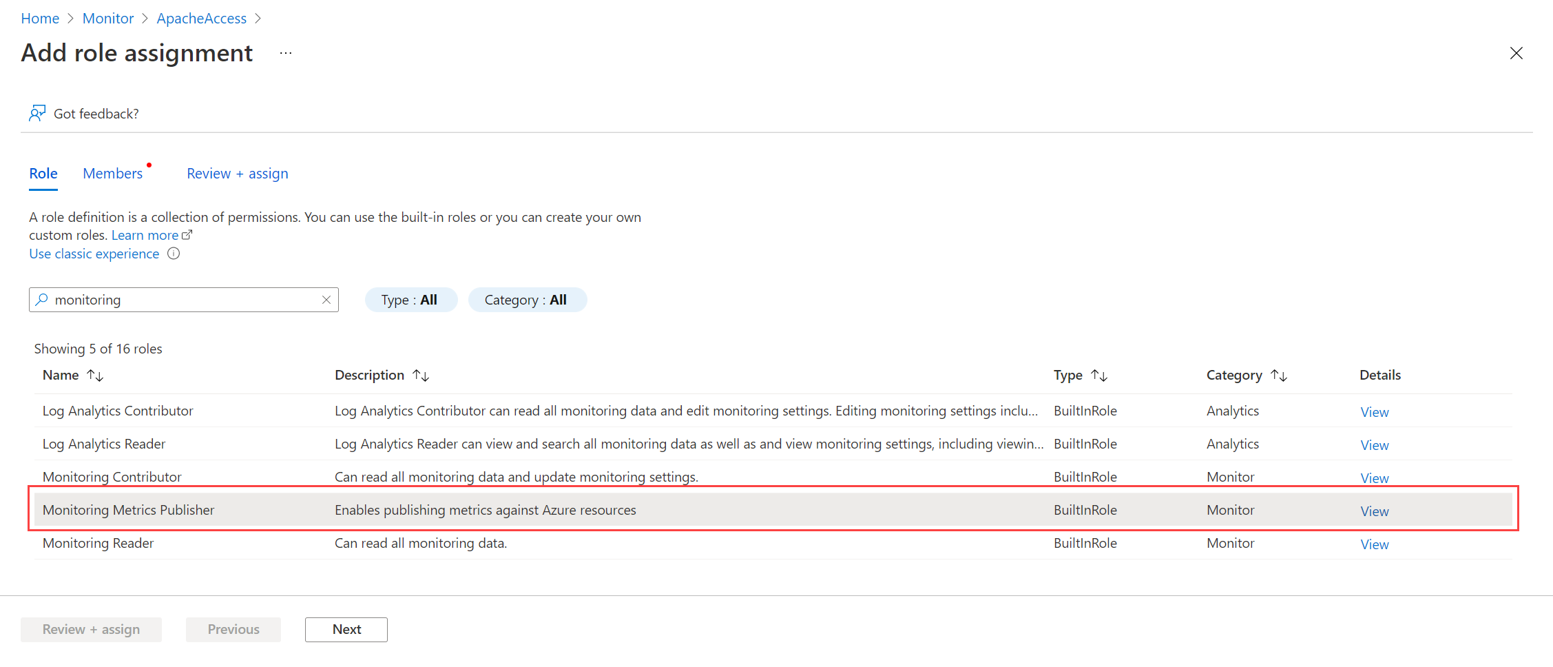 Screenshot that shows selecting the role for the DCR role assignment.