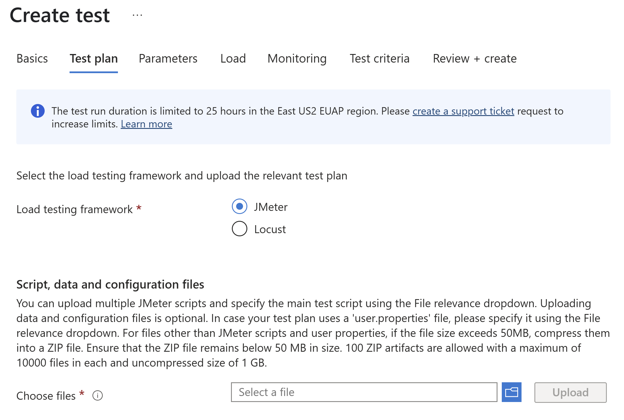 Azure portal でテストを作成するためのテスト計画ページを示すスクリーンショット。アップロード機能が強調表示されています。