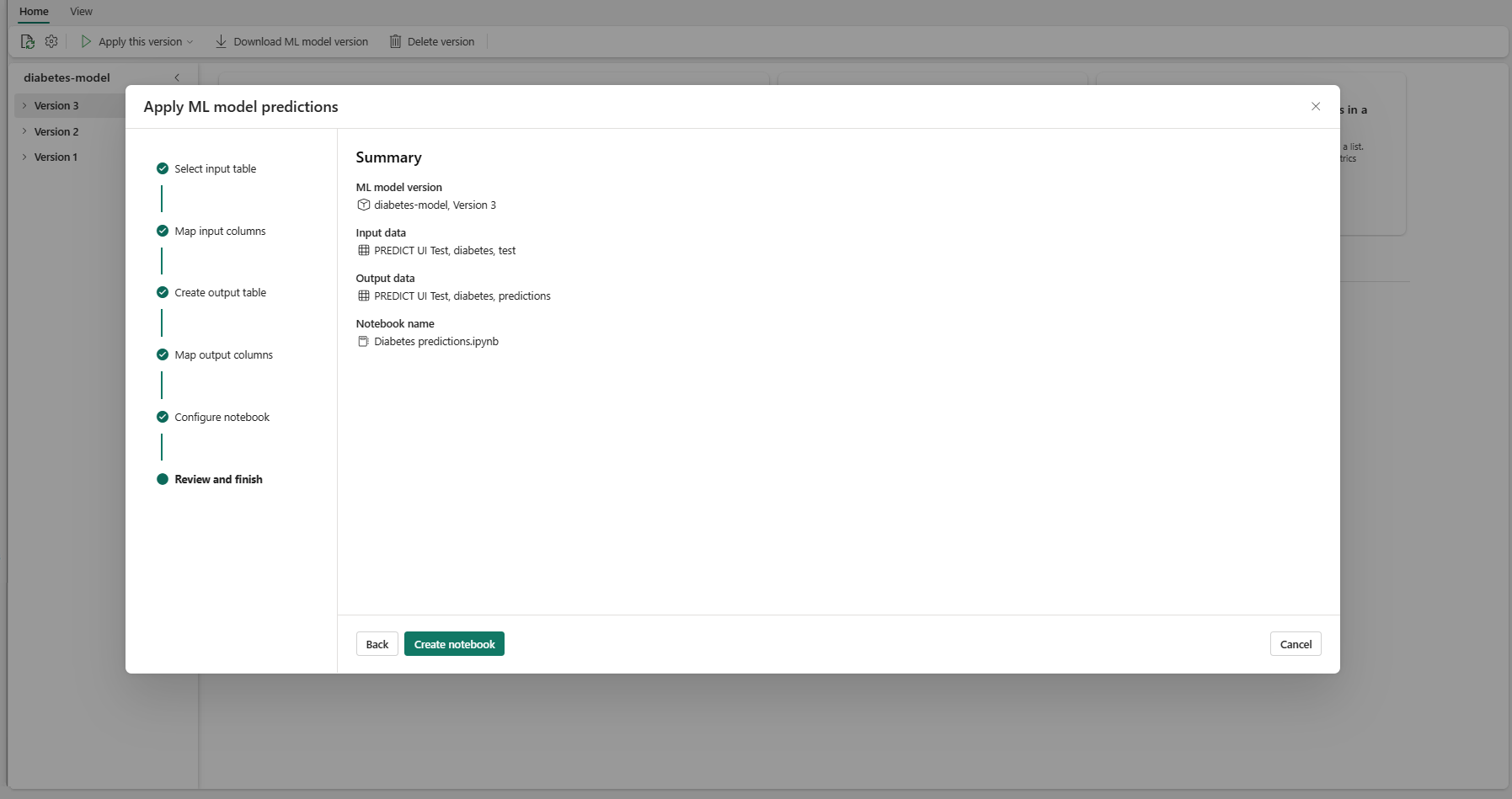 ML モデル予測用の確認と完了ステップを示すスクリーンショット。