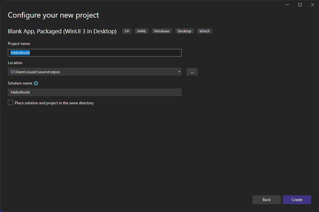 [プロジェクト名] フィールドに 「HelloWorld」と入力された [新しいプロジェクトの構成] ダイアログのスクリーンショット。