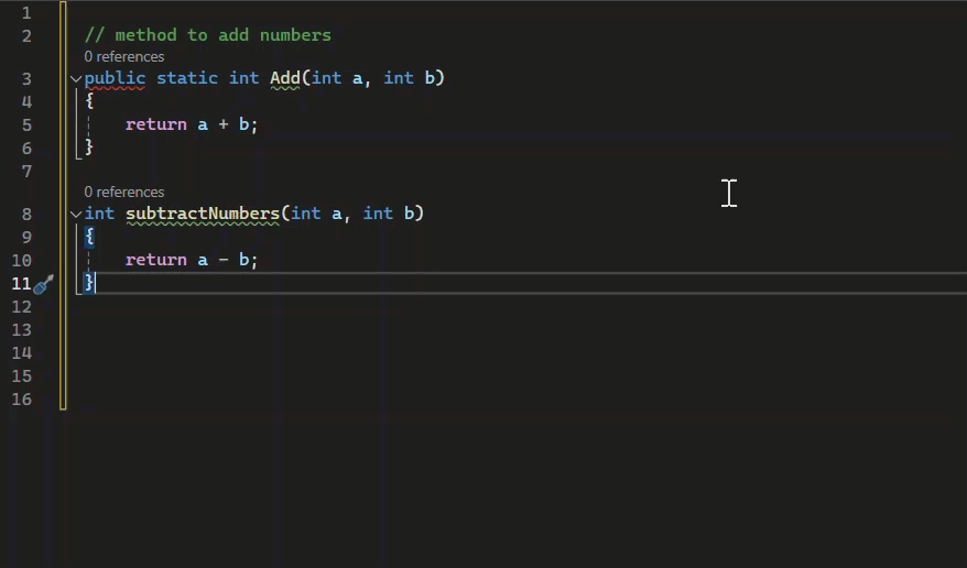 Visual Studio で GitHub Copilot の補完候補の使用を示すアニメーション付きスクリーンショット。
