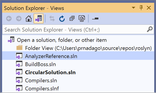 Visual Studio で [ビューの切り替え] ボタンが選択されているソリューション エクスプローラー。