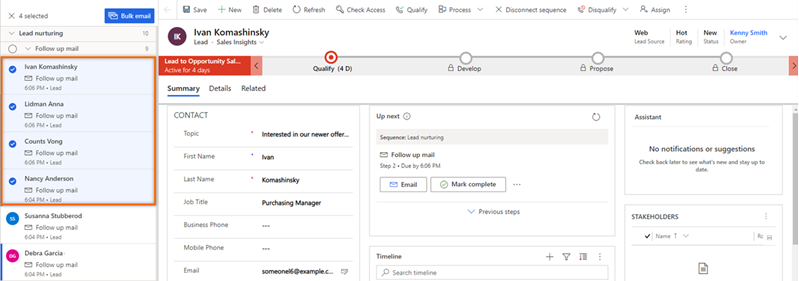 대량 이메일을 보내기 위해 선택한 잠재 고객 레코드의 스크린샷.