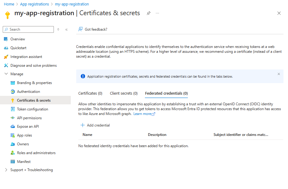 페더레이션 자격 증명 탭이 강조 표시된 Microsoft Entra 관리 센터의 인증서 및 비밀 창 스크린샷